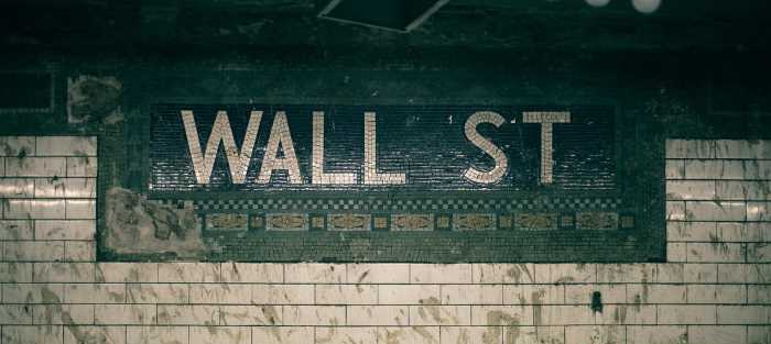 image of Wall Street subway sign